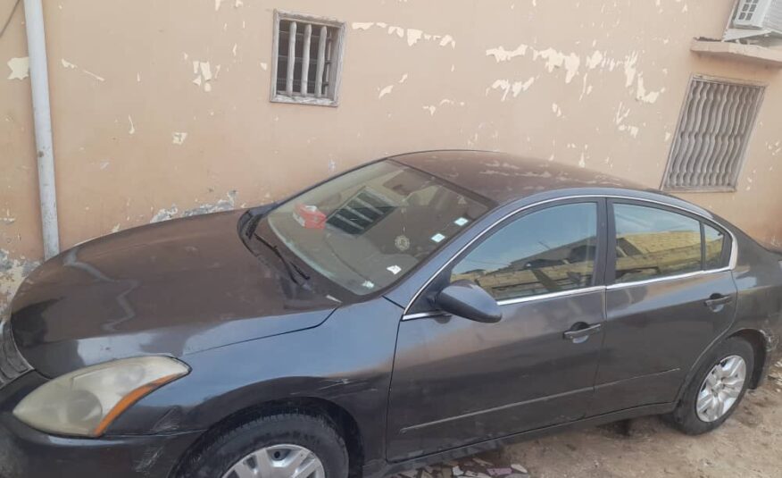Nissan Altima 2012