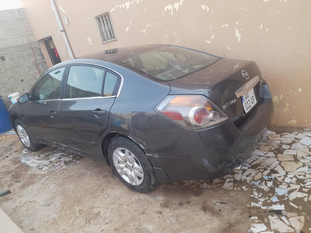Nissan Altima 2012
