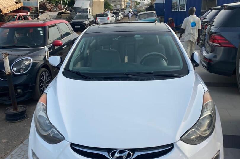 Hyundai Elantra 2013