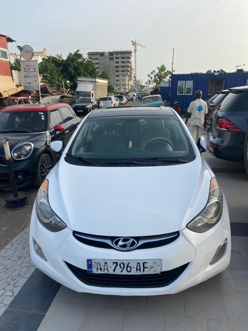 Hyundai Elantra 2013