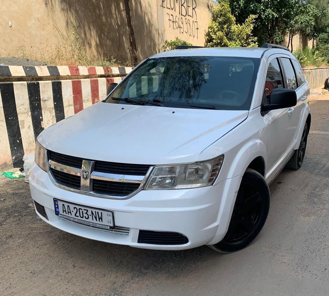 2014 dodge-dodge-logo journey