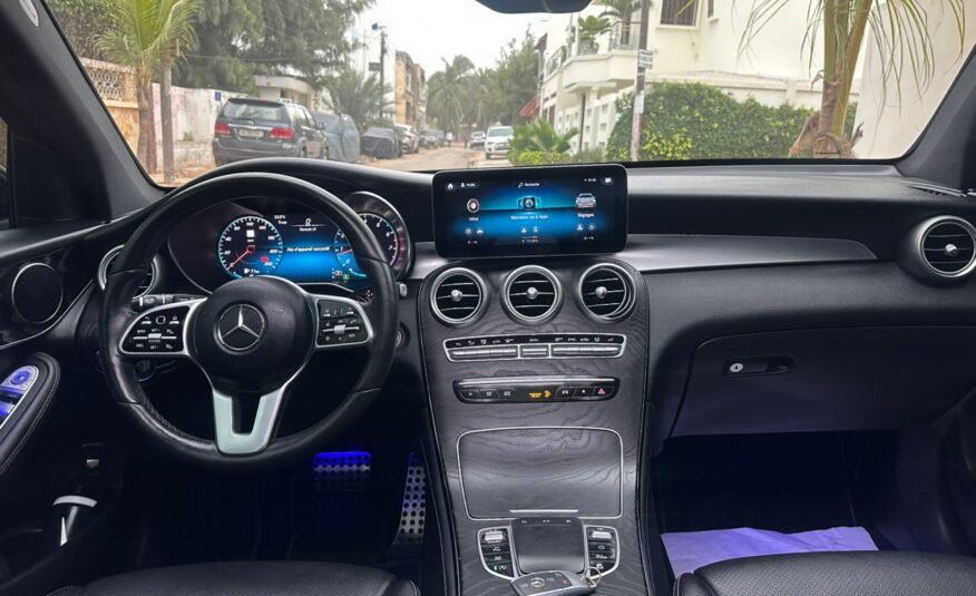 2021 mercedez GLC300