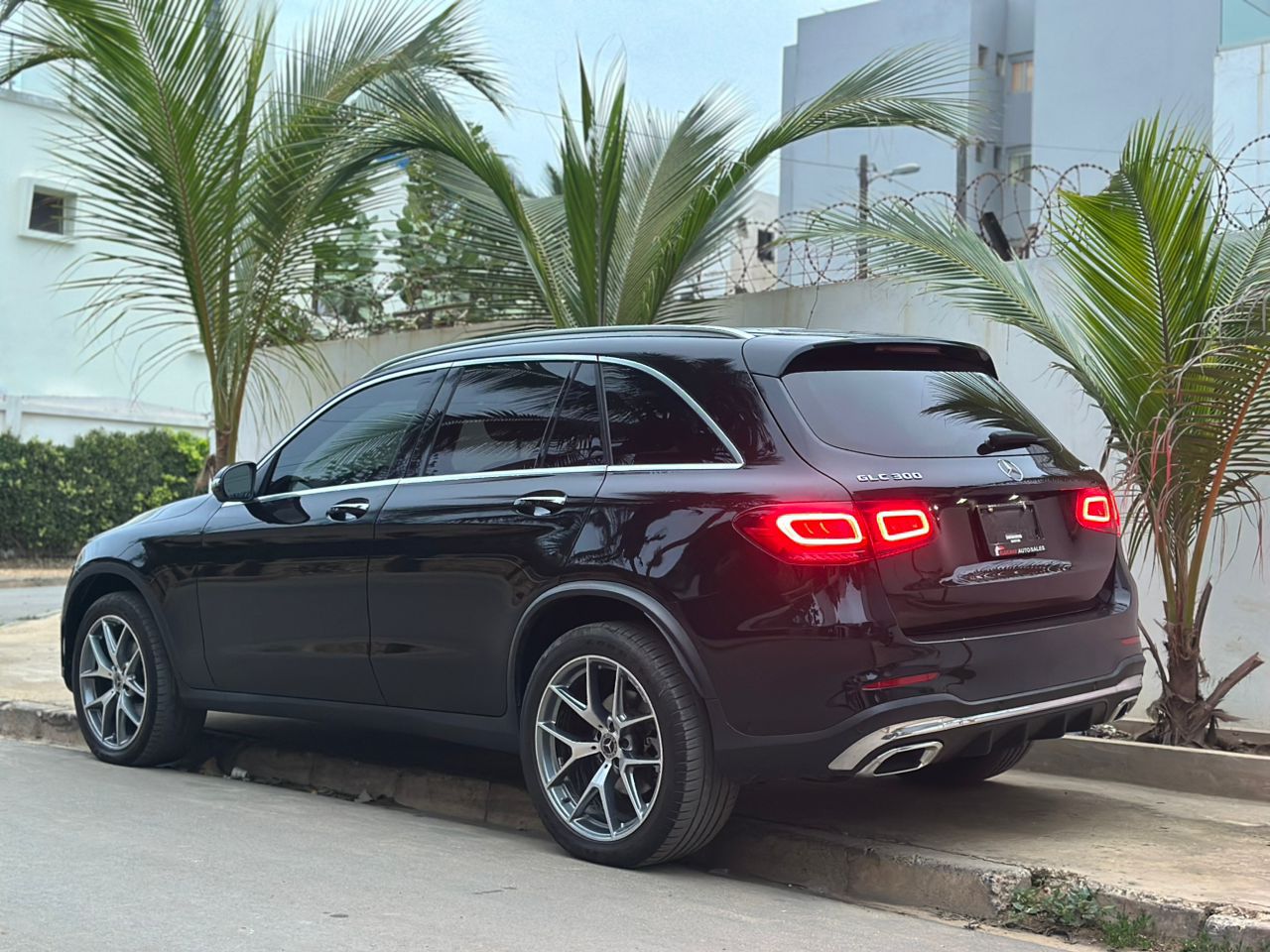 2021 mercedez GLC300