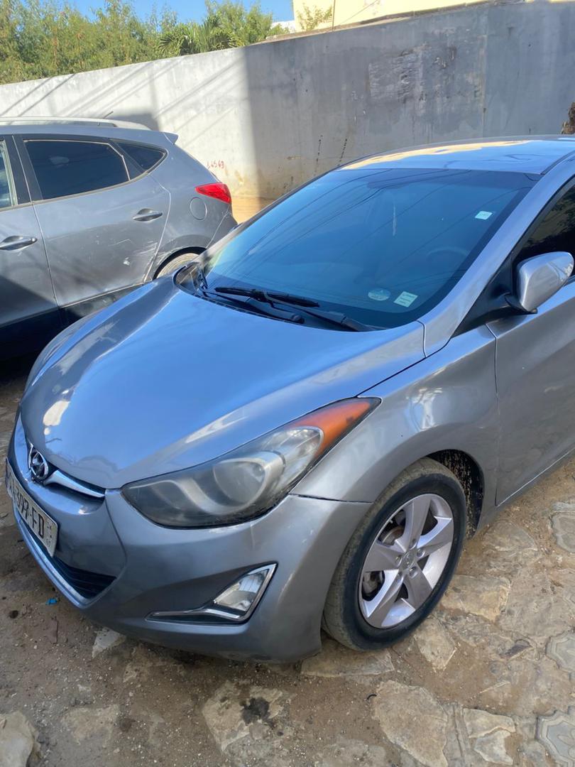2013 Hyundai elantra