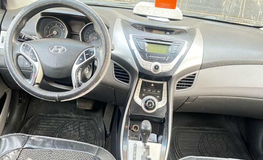2013 hyundai elantra